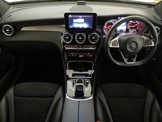2017 Mercedes-Benz GLC 200 - Thumbnail