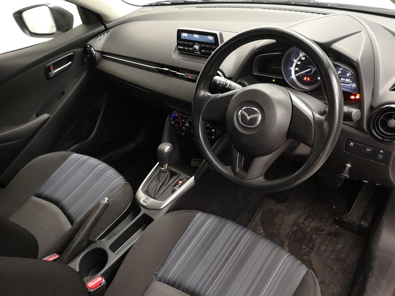 2016 Mazda Demio