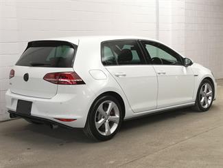 2014 Volkswagen Golf GTI - Thumbnail