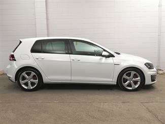 2014 Volkswagen Golf GTI - Thumbnail