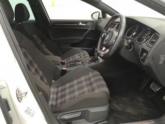 2014 Volkswagen Golf GTI - Thumbnail