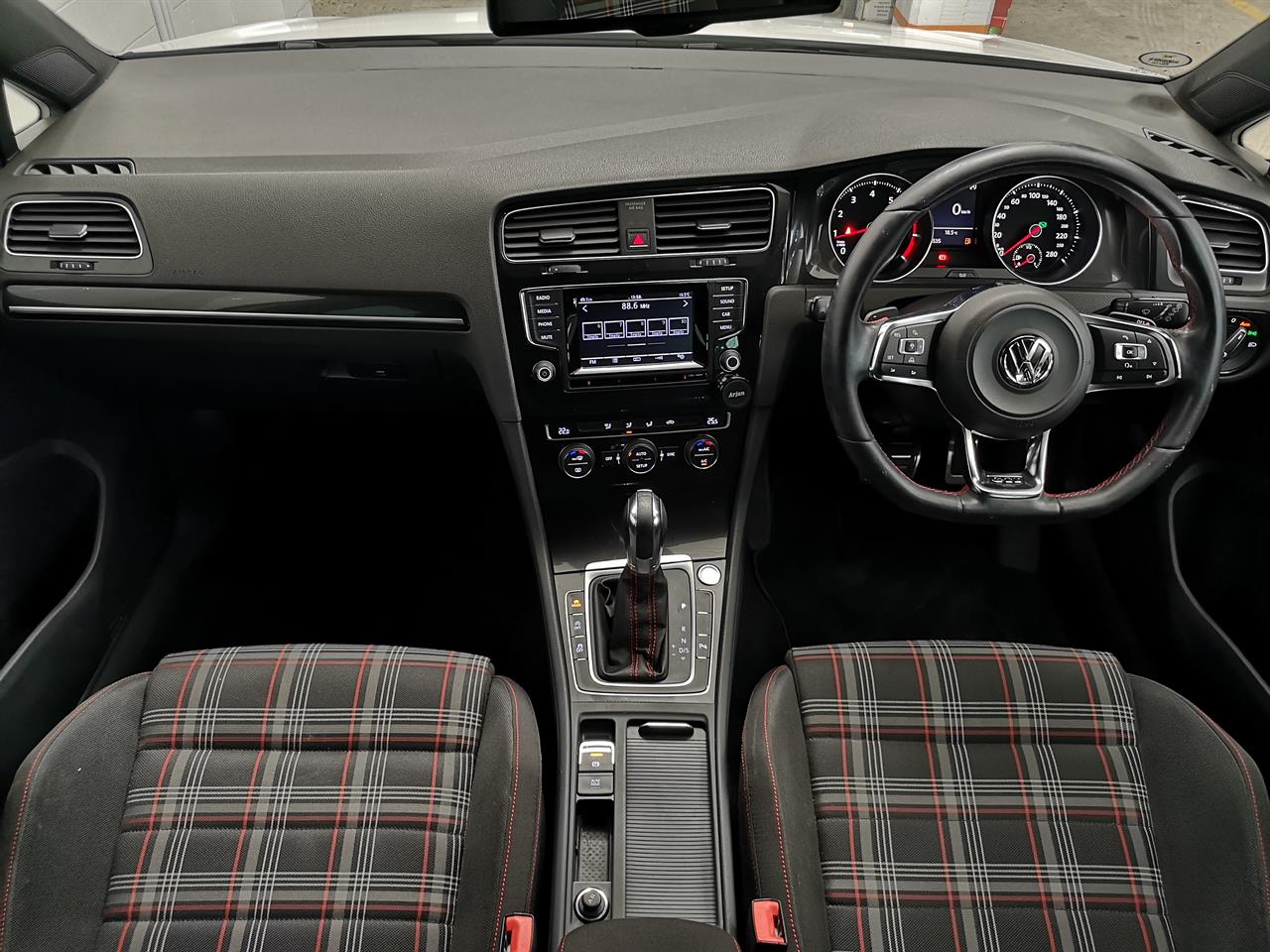 2014 Volkswagen Golf GTI