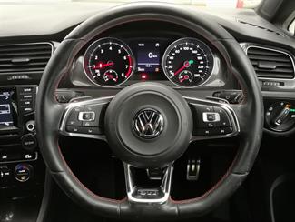 2014 Volkswagen Golf GTI - Thumbnail