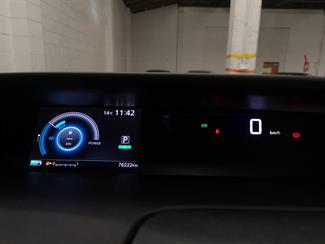 2018 Nissan Serena - Thumbnail