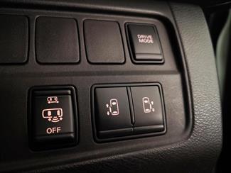 2018 Nissan Serena - Thumbnail