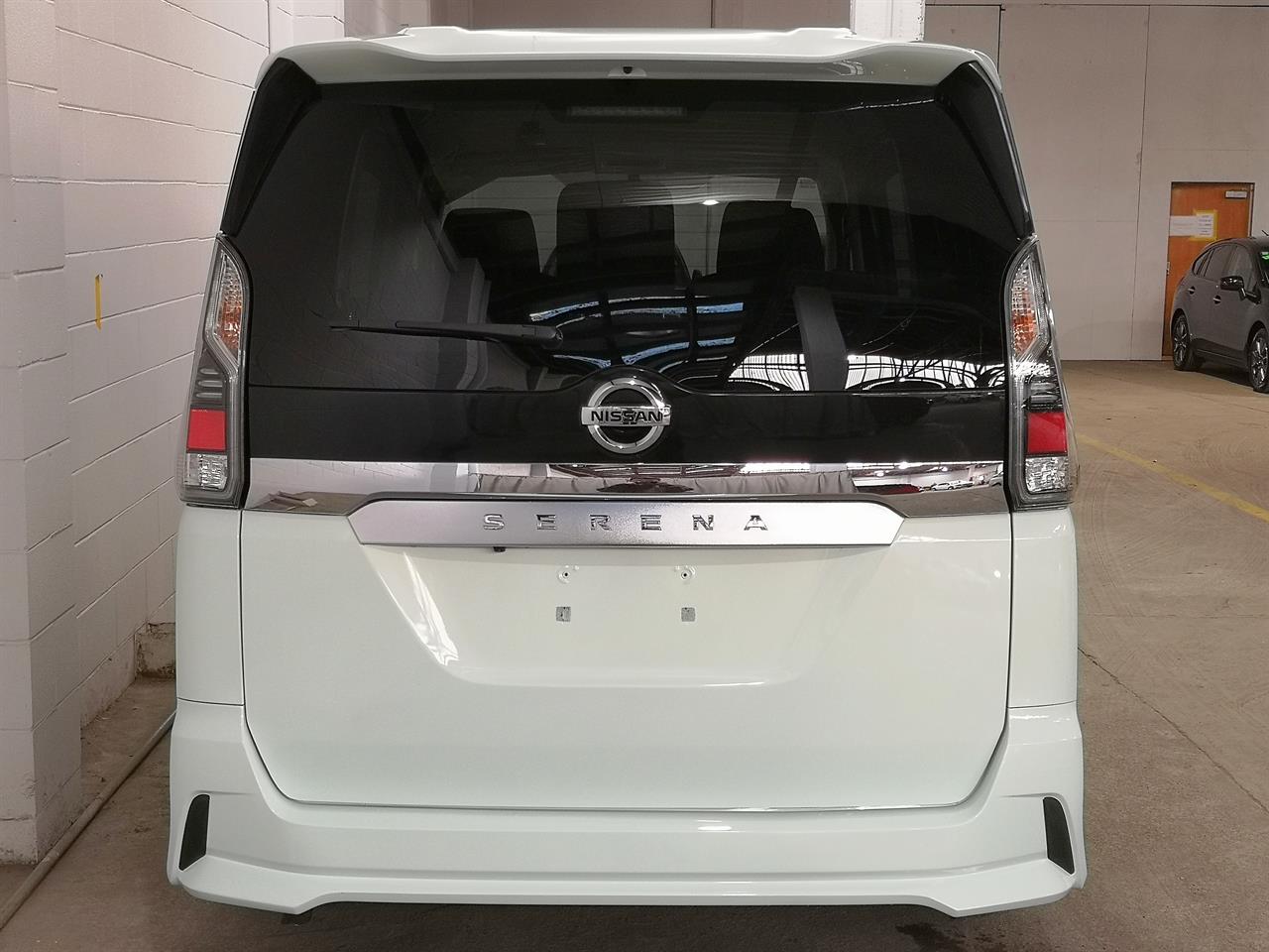 2018 Nissan Serena
