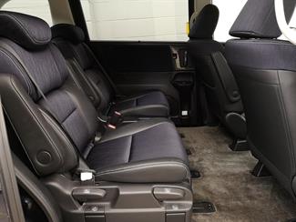 2016 Honda Odyssey - Thumbnail