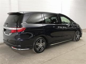 2016 Honda Odyssey - Thumbnail