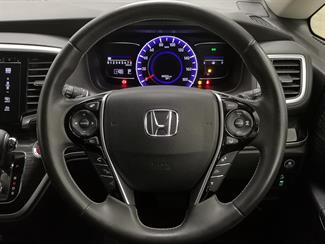2016 Honda Odyssey - Thumbnail