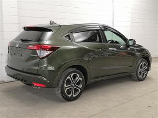 2015 Honda Vezel - Thumbnail