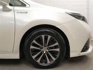 2015 Toyota Sai - Thumbnail