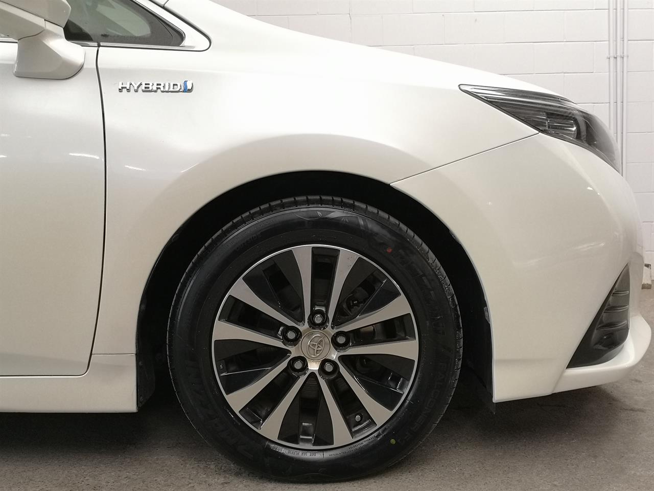 2015 Toyota Sai
