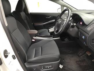 2015 Toyota Sai - Thumbnail