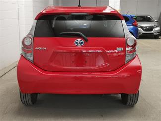 2014 Toyota Aqua - Thumbnail