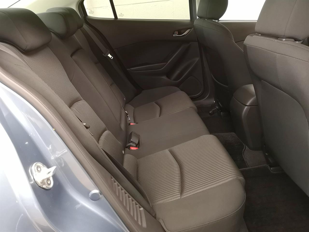 2013 Mazda Axela