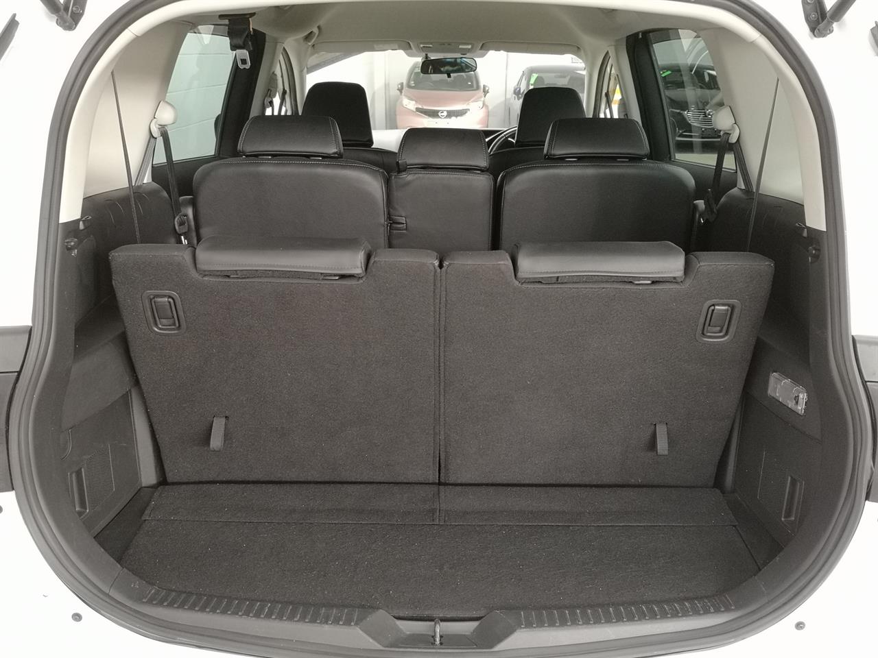 2013 Mazda Premacy