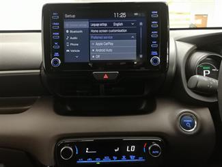 2021 Toyota Yaris - Thumbnail