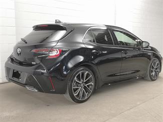 2019 Toyota Corolla - Thumbnail