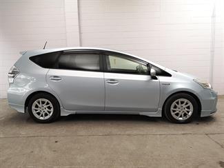 2012 Toyota Prius - Thumbnail