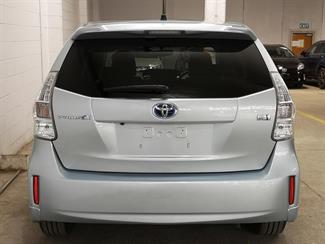 2012 Toyota Prius - Thumbnail