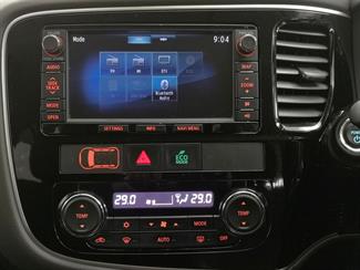 2013 Mitsubishi Outlander - Thumbnail