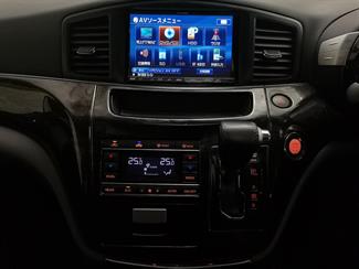 2012 Nissan Elgrand - Thumbnail