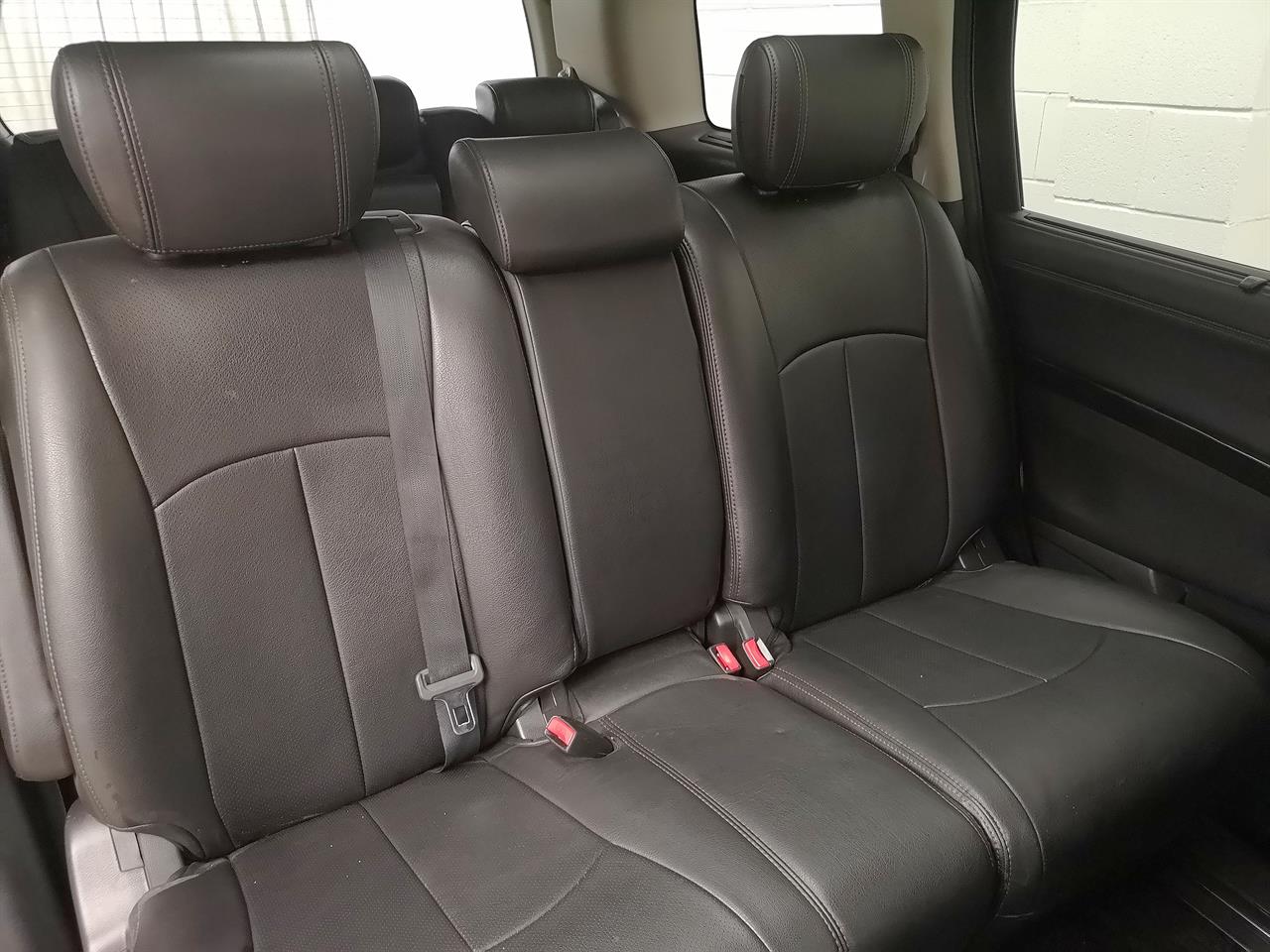 2012 Nissan Elgrand