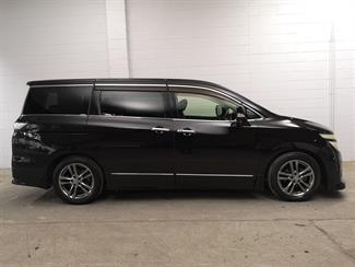 2012 Nissan Elgrand - Thumbnail