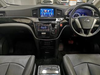 2012 Nissan Elgrand - Thumbnail
