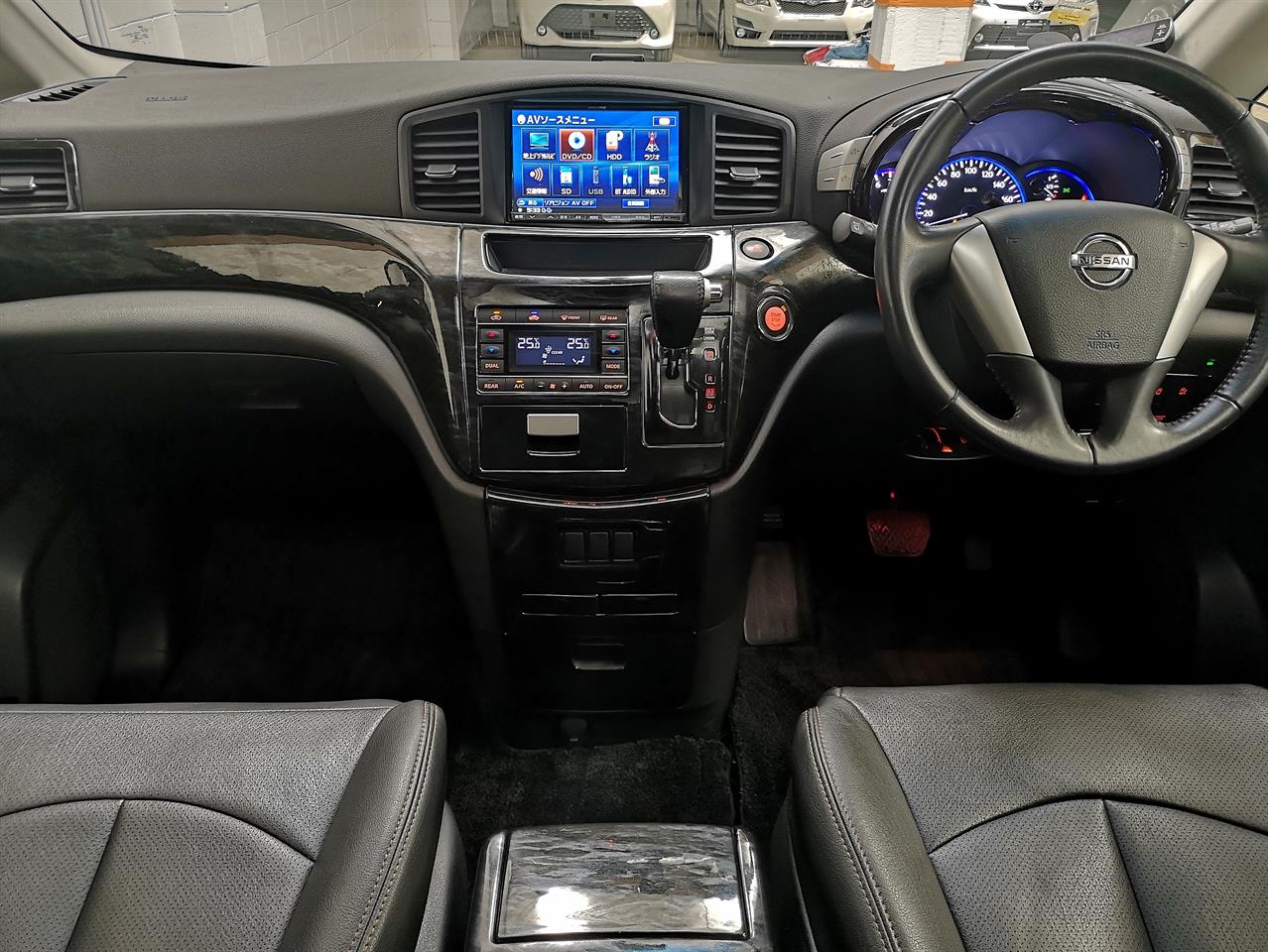 2012 Nissan Elgrand