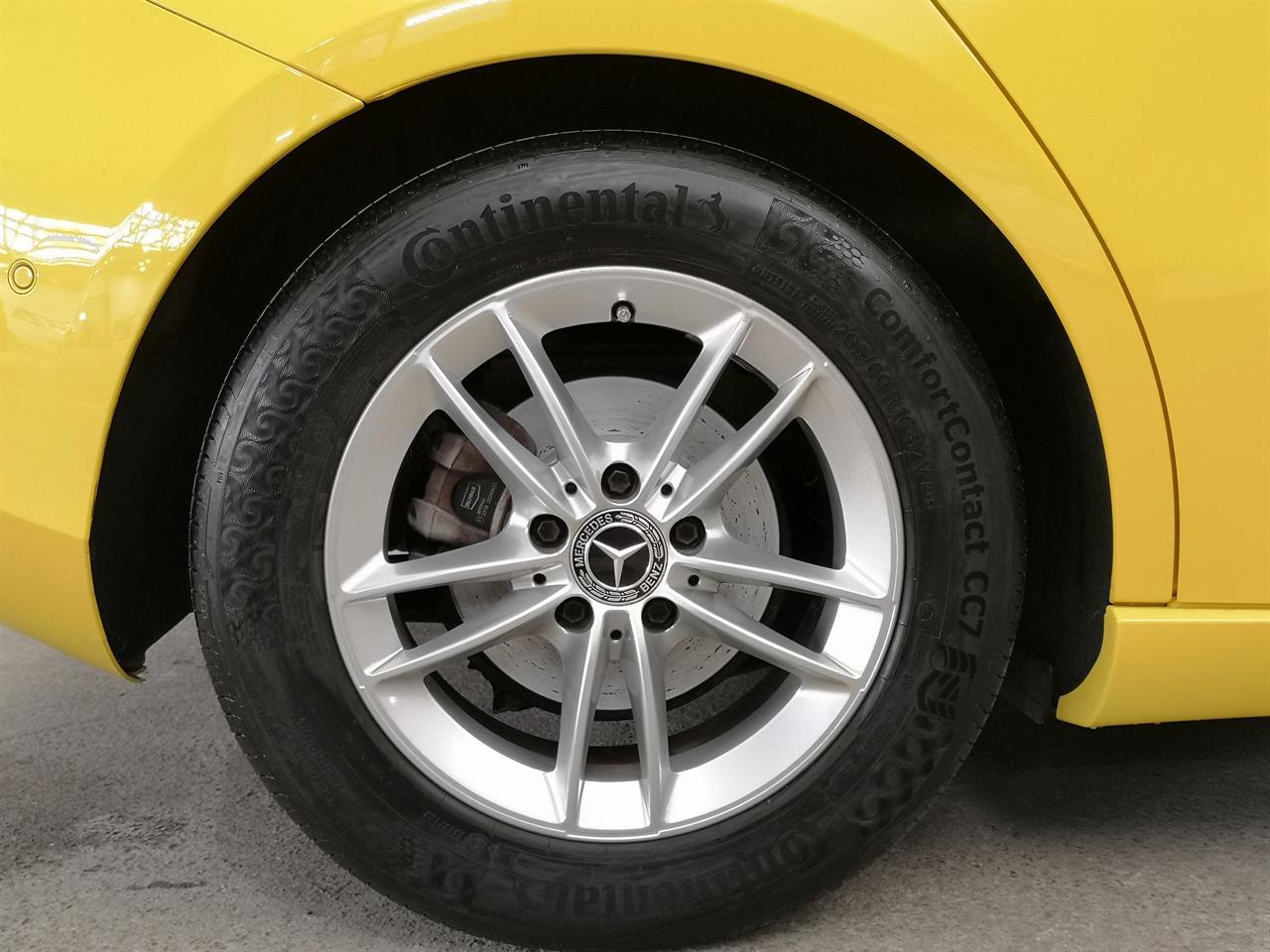 2020 Mercedes-Benz A180