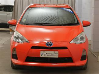 2012 Toyota Aqua - Thumbnail