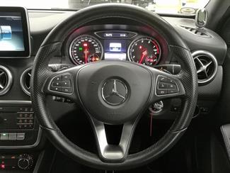 2016 Mercedes-Benz A 180 - Thumbnail
