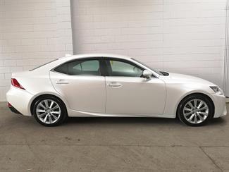 2015 Lexus IS 200T - Thumbnail
