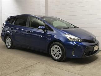 2019 Toyota Prius - Thumbnail
