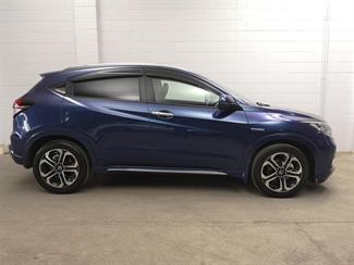 2017 Honda Vezel - Thumbnail
