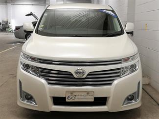 2013 Nissan Elgrand - Thumbnail