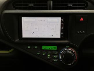 2012 Toyota Aqua - Thumbnail