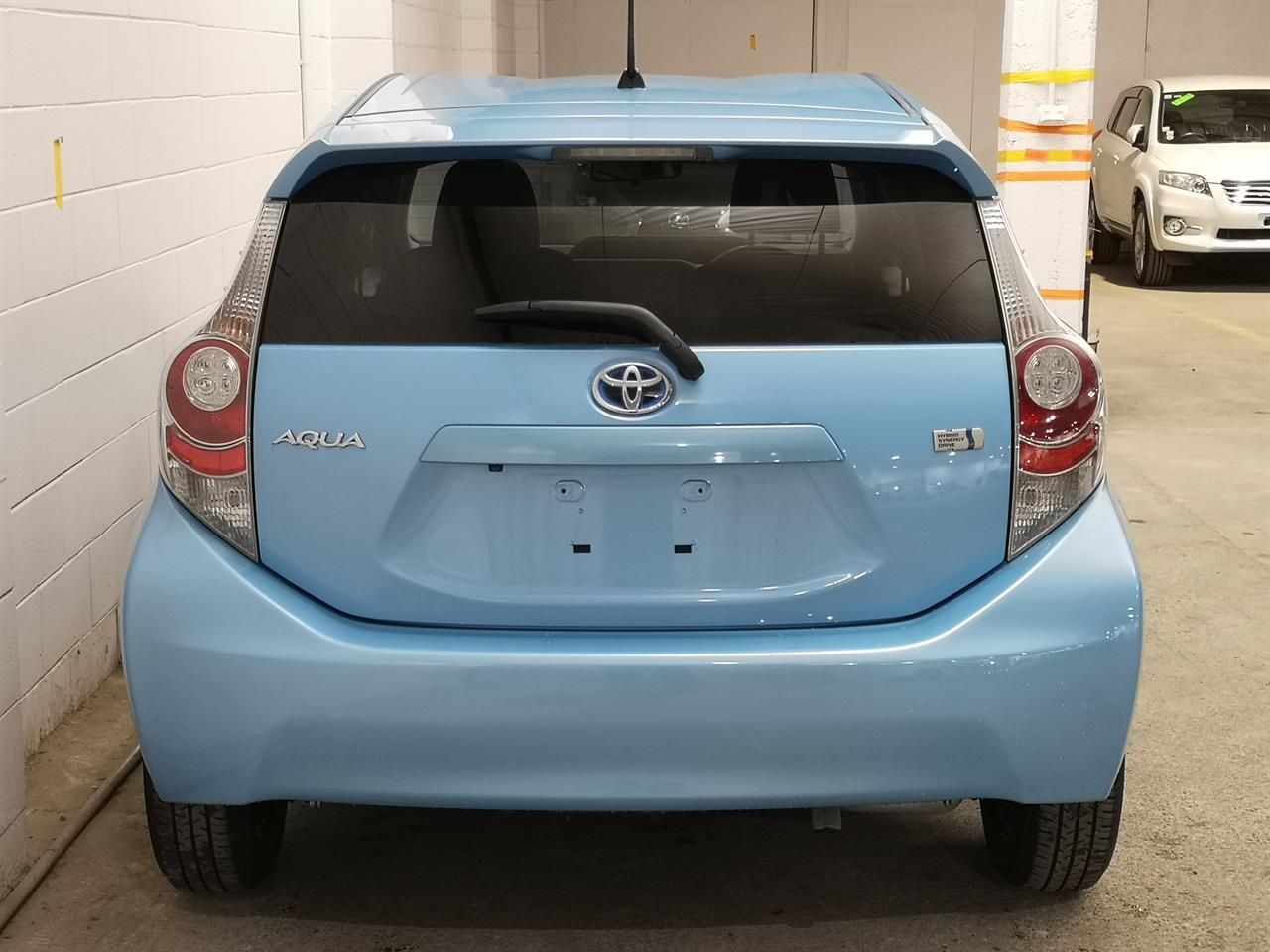 2012 Toyota Aqua