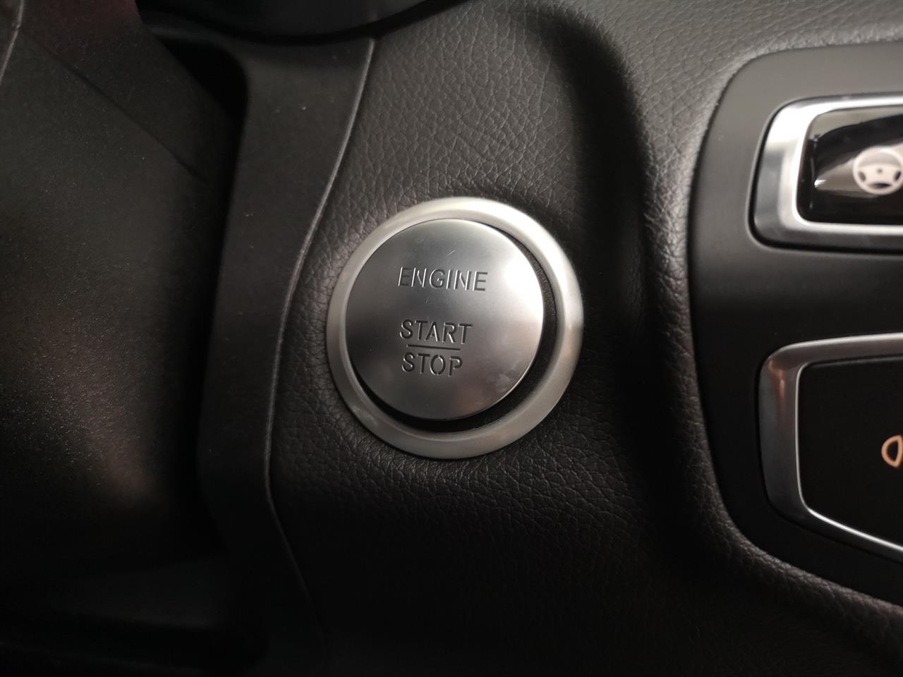 2015 Mercedes-Benz C 200