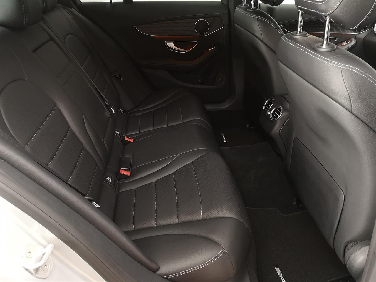 2015 Mercedes-Benz C 200