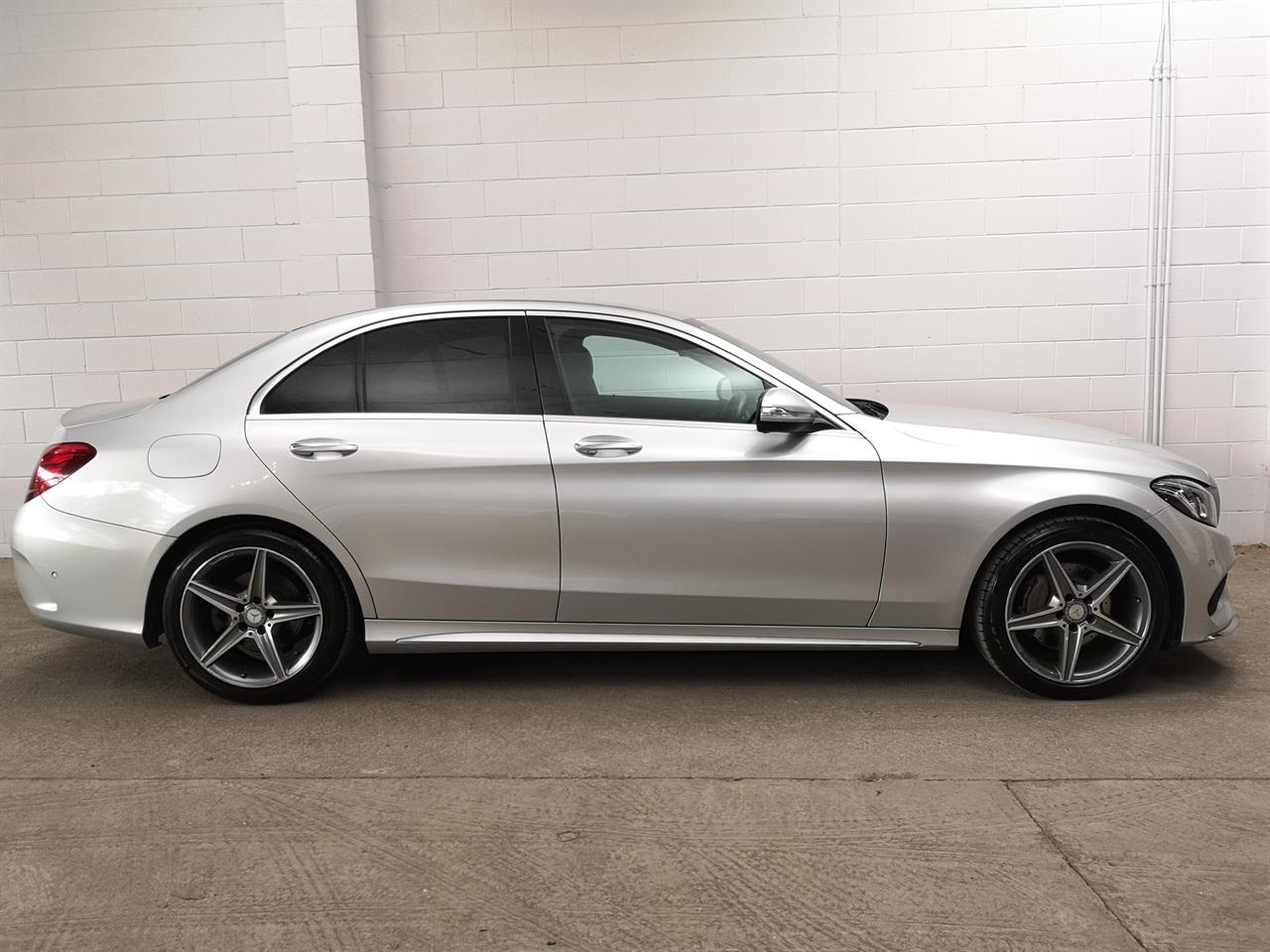 2015 Mercedes-Benz C 200
