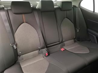 2019 Toyota Camry - Thumbnail