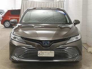 2019 Toyota Camry - Thumbnail