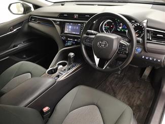 2019 Toyota Camry - Thumbnail