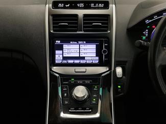 2014 Toyota Sai - Thumbnail