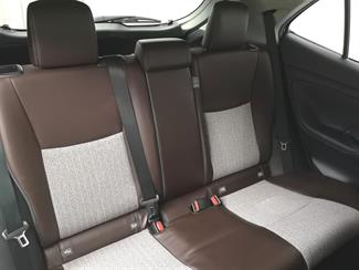 2020 Toyota Yaris - Thumbnail