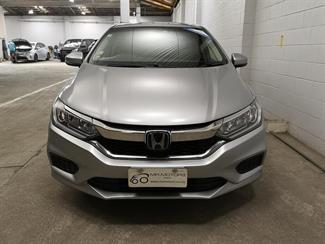 2021 Honda Grace - Thumbnail