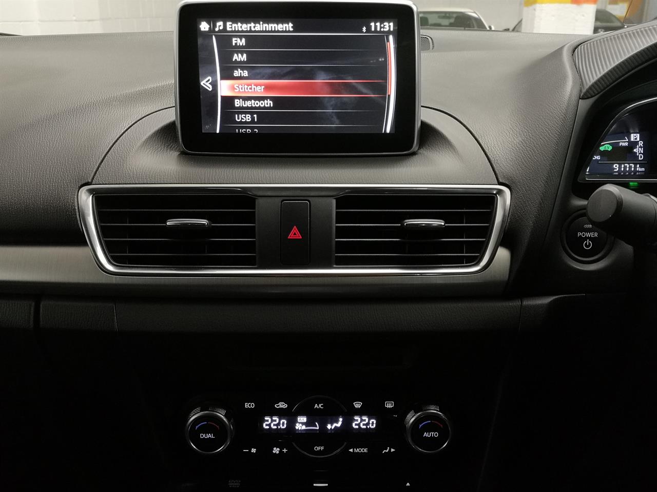2014 Mazda Axela