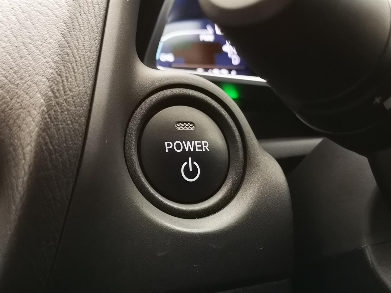 2014 Mazda Axela